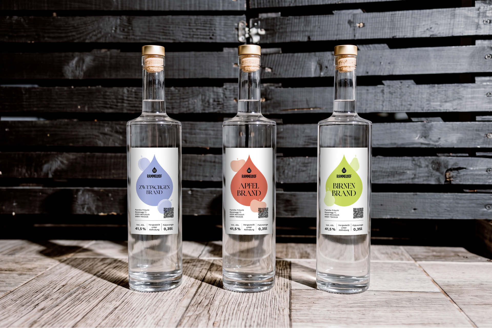 Mockup von drei Edelbrand-Etiketten für den Rammelhof auf Münzbach